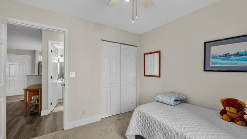 109-360 Battle Street, Kamloops, BC - Indoor Photo Showing Bedroom