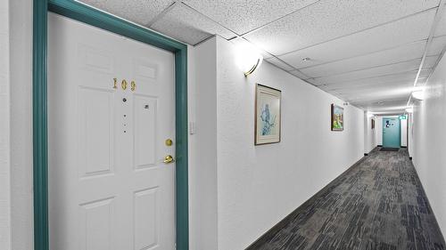 109-360 Battle Street, Kamloops, BC - Indoor Photo Showing Other Room