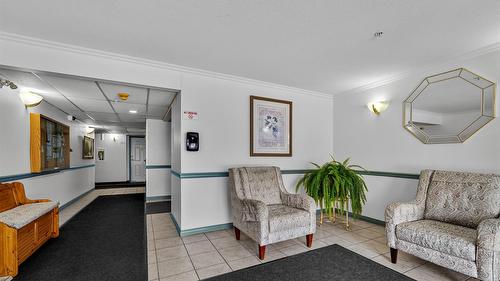 109-360 Battle Street, Kamloops, BC - Indoor