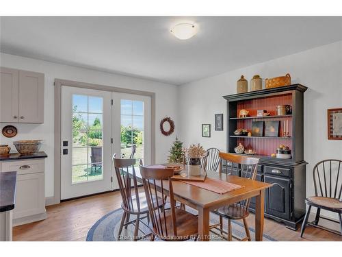 3894 St Clair Parkway, Port Lambton, ON - Indoor Photo Showing Dining Room