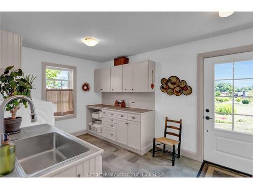 3894 St Clair Parkway, Port Lambton, ON - Indoor Photo Showing Kitchen With Double Sink