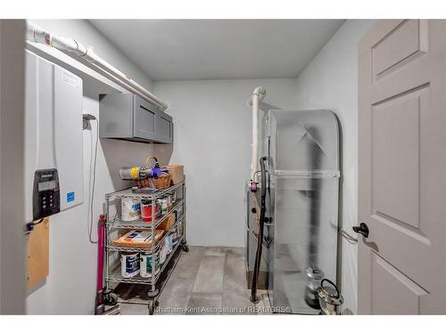 3894 St Clair Parkway, Port Lambton, ON - Indoor