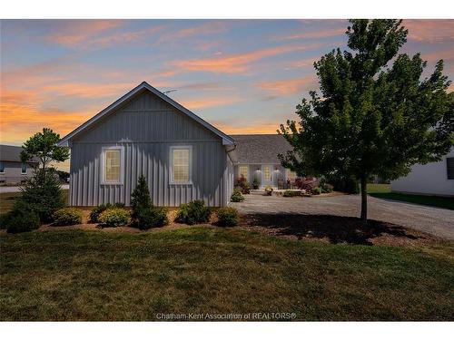 3894 St Clair Parkway, Port Lambton, ON - Outdoor
