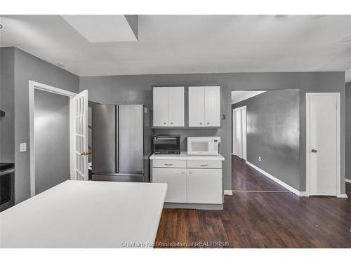 141 Lancefield Place, Chatham, ON - Indoor Photo Showing Kitchen
