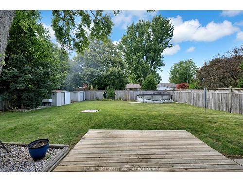 141 Lancefield Place, Chatham, ON - Outdoor With Backyard