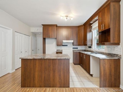 Kitchen - 1-62 Rue De L'Emerald, Gatineau (Aylmer), QC - Indoor Photo Showing Kitchen With Double Sink