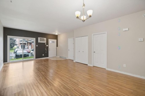 Living Room - 1-62 Rue De L'Emerald, Gatineau (Aylmer), QC - Indoor