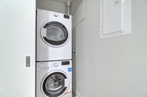 Laundry - 2502-1288 Rue St-Antoine O., Montréal (Ville-Marie), QC - Indoor Photo Showing Laundry Room