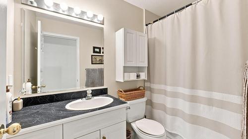 1796 Babine Avenue, Kamloops, BC - Indoor Photo Showing Bathroom