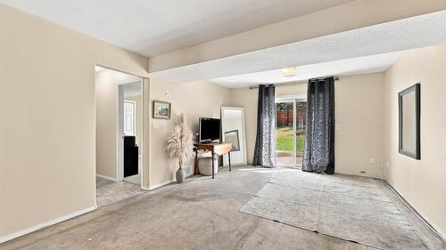 1796 Babine Avenue, Kamloops, BC - Indoor Photo Showing Other Room