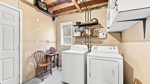 1796 Babine Avenue, Kamloops, BC - Indoor Photo Showing Laundry Room