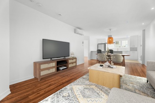 Overall view - 1-9150 Rue Lennon, Brossard, QC - Indoor Photo Showing Living Room