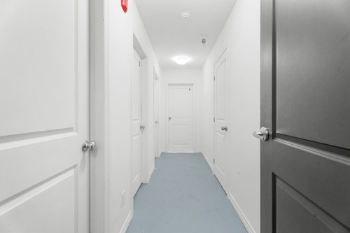Passageway - 1-9150 Rue Lennon, Brossard, QC - Indoor Photo Showing Other Room
