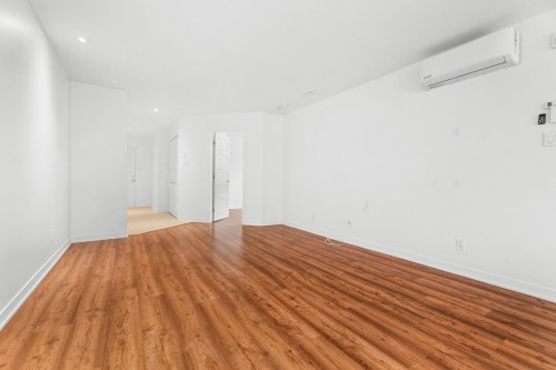Living Room - 1-9150 Rue Lennon, Brossard, QC - Indoor Photo Showing Other Room