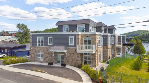Façade - 3-20 Rue Larocque O., Sainte-Agathe-Des-Monts, QC - Outdoor