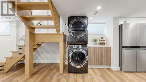 73 Bowerbank Drive, Toronto, ON - Indoor Photo Showing Laundry Room