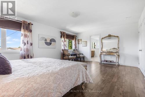 3308 Liptay Avenue, Oakville, ON - Indoor Photo Showing Bedroom
