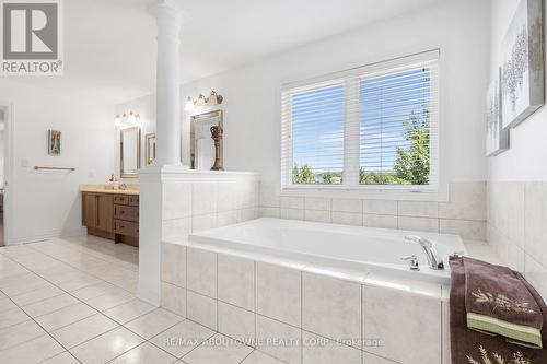 3308 Liptay Avenue, Oakville, ON - Indoor Photo Showing Bathroom