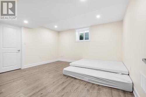 3308 Liptay Avenue, Oakville, ON - Indoor Photo Showing Other Room