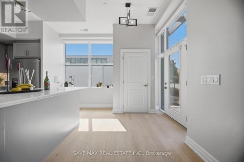 103 - 1878 Gordon Street, Guelph, ON - Indoor