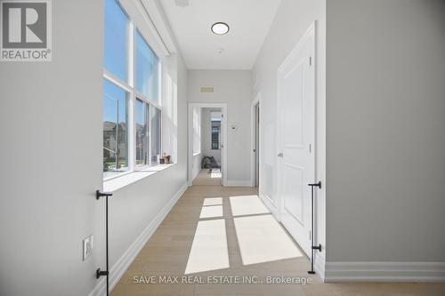 103 - 1878 Gordon Street, Guelph, ON - Indoor Photo Showing Other Room