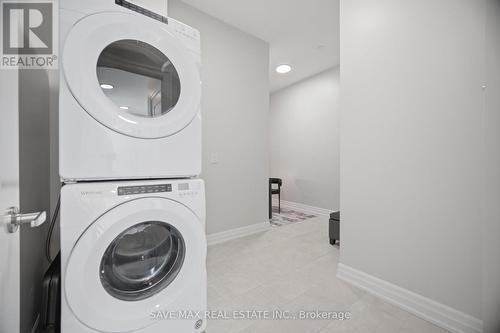 103 - 1878 Gordon Street, Guelph, ON - Indoor Photo Showing Laundry Room