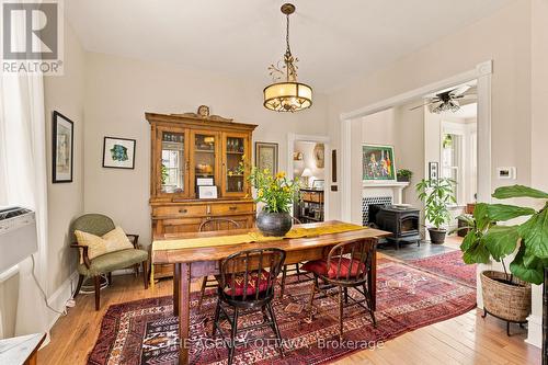 A & B - 33 Napoleon Street, Carleton Place, ON - Indoor Photo Showing Dining Room