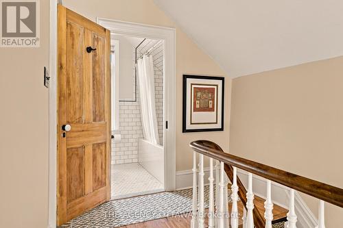 A & B - 33 Napoleon Street, Carleton Place, ON - Indoor Photo Showing Other Room
