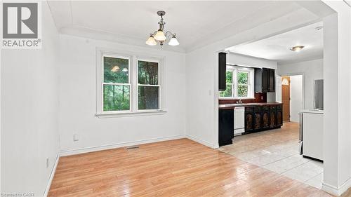 524 Dorval Drive, Ancaster, ON - Indoor Photo Showing Other Room