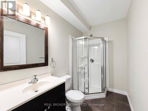 52 - 1054 Oakcrossing Gate, London North (North M), ON - Indoor Photo Showing Bathroom