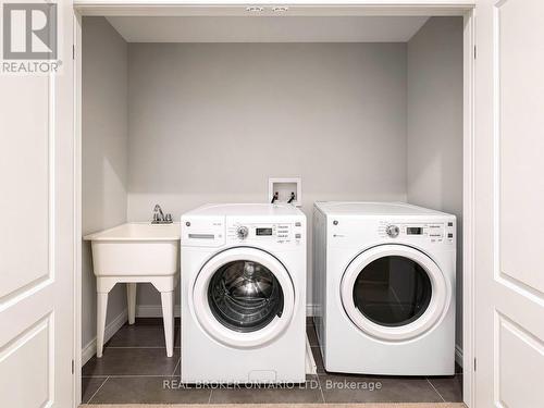 Laundry - 52 - 1054 Oakcrossing Gate, London North (North M), ON - Indoor Photo Showing Laundry Room