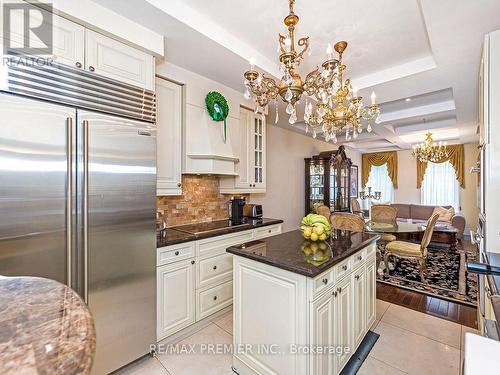 14 - 30 Hargrave Lane, Toronto, ON - Indoor