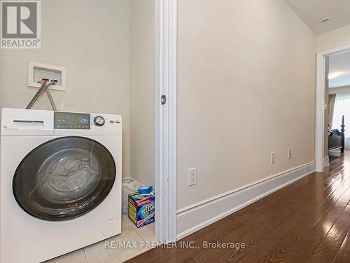 14 - 30 Hargrave Lane, Toronto, ON - Indoor Photo Showing Laundry Room