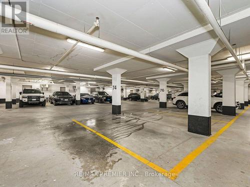 14 - 30 Hargrave Lane, Toronto, ON - Indoor Photo Showing Garage