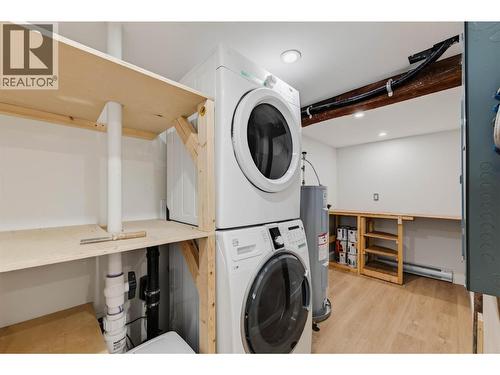 1011 Hall Street, Nelson, BC - Indoor Photo Showing Laundry Room