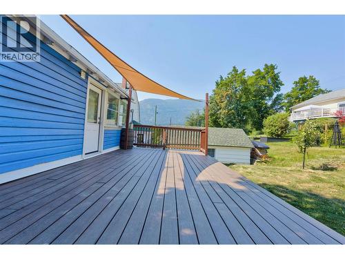 1011 Hall Street, Nelson, BC - Outdoor With Deck Patio Veranda