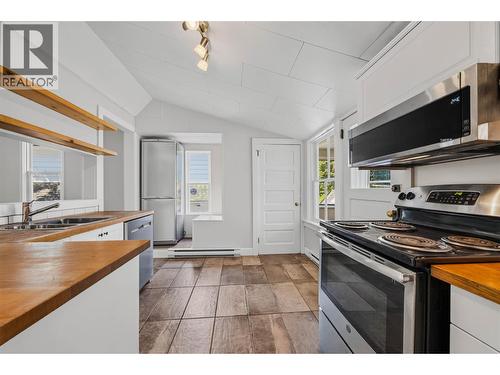 1011 Hall Street, Nelson, BC - Indoor Photo Showing Kitchen With Double Sink