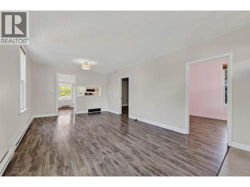 1011 Hall Street, Nelson, BC - Indoor Photo Showing Other Room