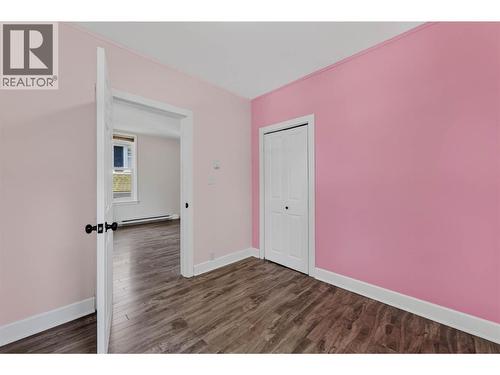 1011 Hall Street, Nelson, BC - Indoor Photo Showing Other Room