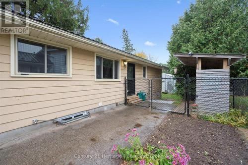 653 Perry Street, Centre Wellington (Fergus), ON - Outdoor With Exterior