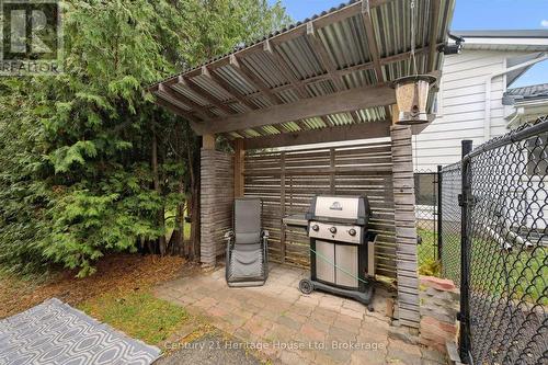 653 Perry Street, Centre Wellington (Fergus), ON - Outdoor With Exterior
