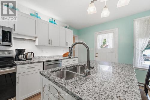 169 Ontario Street, Central Huron (Clinton), ON - Indoor Photo Showing Kitchen With Double Sink