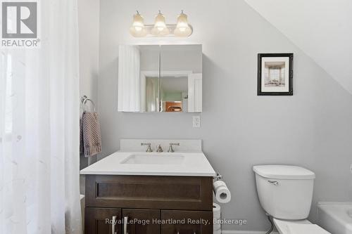 169 Ontario Street, Central Huron (Clinton), ON - Indoor Photo Showing Bathroom