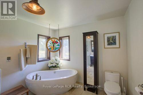 Ensuite - 7195 Sixteenth Line, Mapleton, ON 