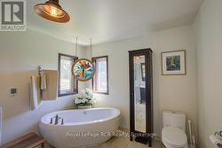 Ensuite - 