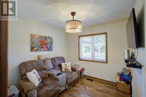 7195 Sixteenth Line, Mapleton, ON 