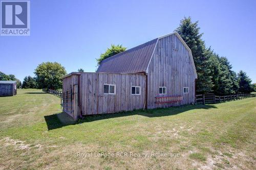 7195 Sixteenth Line, Mapleton, ON 