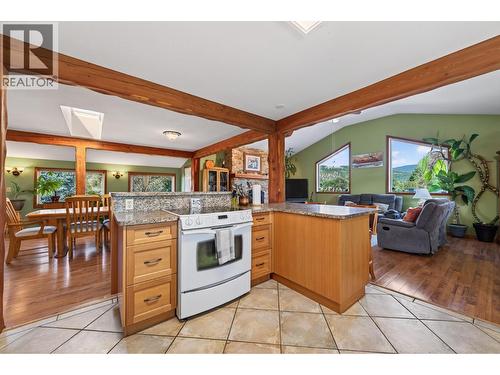 6750 Heffley Road, Kamloops, BC - Indoor Photo Showing Kitchen