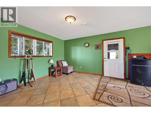 6750 Heffley Road, Kamloops, BC - Indoor