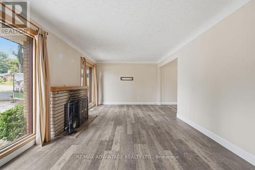 367 Brock Street, London South (South B), ON - Indoor With Fireplace